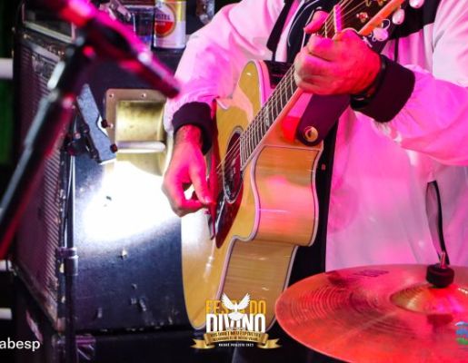 Foto - Show com a banda Livro dos Dias 