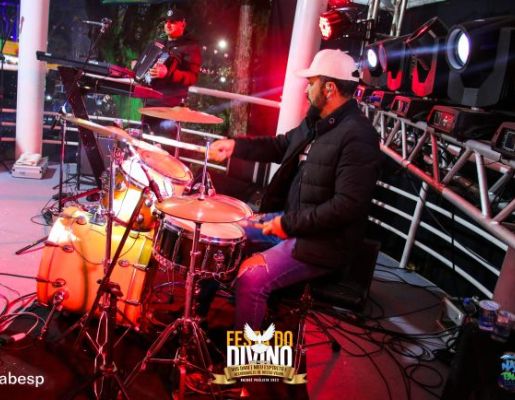 Foto - Show com a dupla Kleber & Alexandre - Festa do Divino 2023