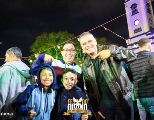 Foto - Show com a dupla Felipe & Thiago - Festa do Divino 2023