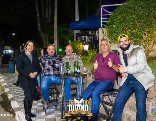 Foto - Show com a banda Livro dos Dias 