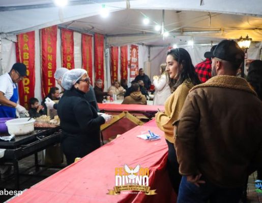 Foto - Show com a dupla Felipe & Thiago - Festa do Divino 2023