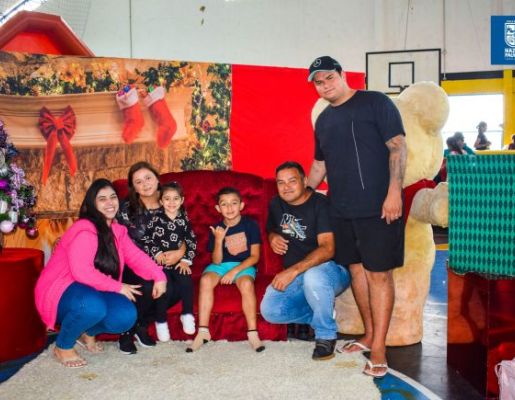 Foto - Inesquecível: chegada do Papai Noel reforça a magia do Natal em Nazaré Paulista