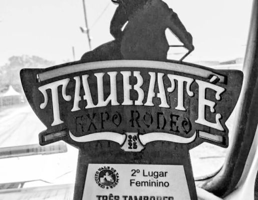 Foto - Nazaré Paulista celebra com orgulho a vice-campeã na prova dos Três Tambores na Taubaté Expo Rodeio 2025