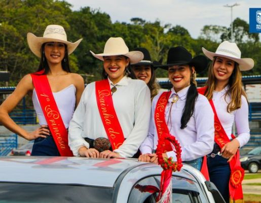 Foto - Chegada da Paçoca emociona Nazaré Paulista com fé, tradição e música no início da Festa do Divino 2025