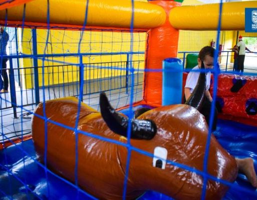 Foto - Inesquecível: chegada do Papai Noel reforça a magia do Natal em Nazaré Paulista