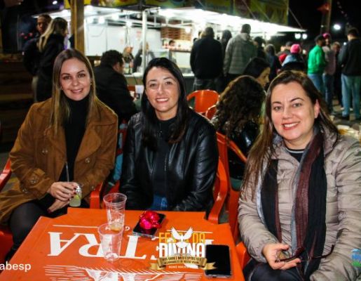 Foto - Show com a banda Livro dos Dias 