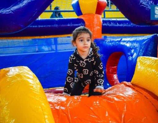 Foto - Inesquecível: chegada do Papai Noel reforça a magia do Natal em Nazaré Paulista