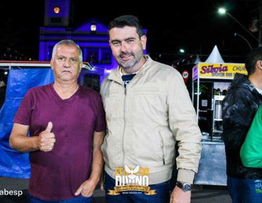 Foto - Show com a banda Livro dos Dias 