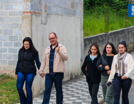 Foto - Chegada da Paçoca emociona Nazaré Paulista com fé, tradição e música no início da Festa do Divino 2025