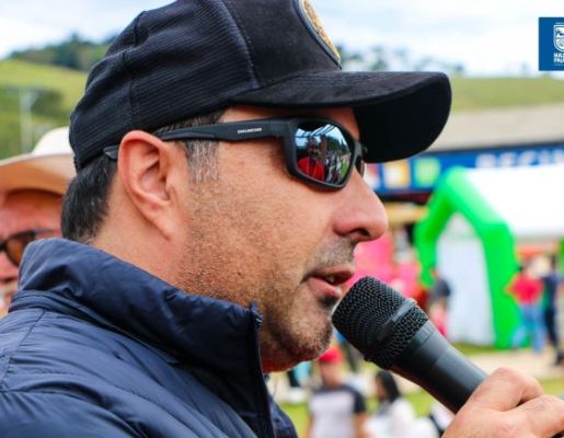 Foto - Chegada da Paçoca emociona Nazaré Paulista com fé, tradição e música no início da Festa do Divino 2025