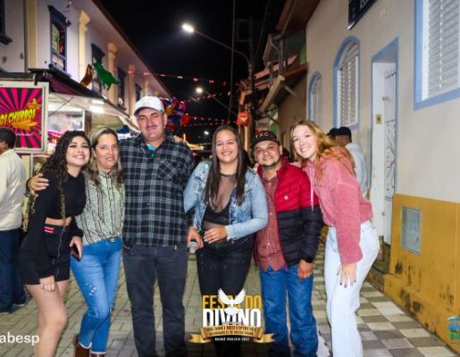 Foto - Show com a dupla Felipe & Thiago - Festa do Divino 2023