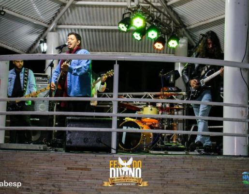 Foto - Show com a banda Livro dos Dias 