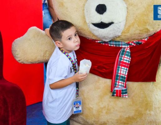 Foto - Inesquecível: chegada do Papai Noel reforça a magia do Natal em Nazaré Paulista
