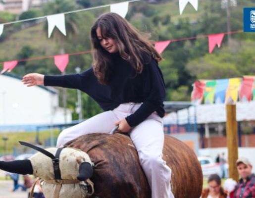 Foto - Chegada da Paçoca emociona Nazaré Paulista com fé, tradição e música no início da Festa do Divino 2025
