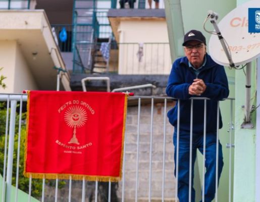 Foto - Chegada da Paçoca emociona Nazaré Paulista com fé, tradição e música no início da Festa do Divino 2025