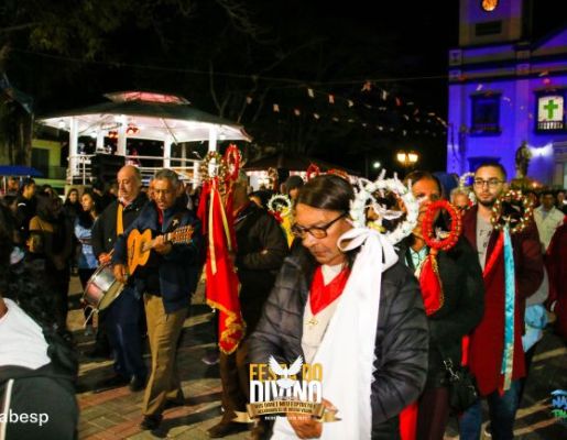 Foto - Show com a banda Livro dos Dias 
