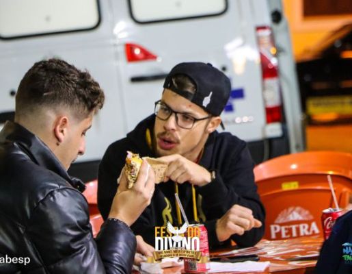 Foto - Show com a banda Livro dos Dias 