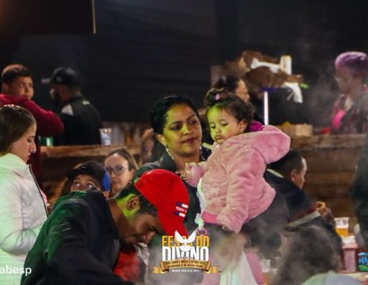 Foto - Show com a dupla Felipe & Thiago - Festa do Divino 2023