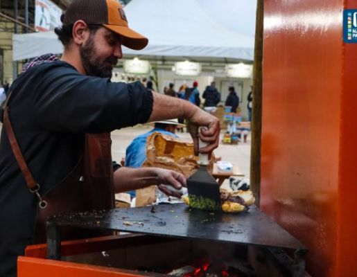 Foto - VEJA COMO FOI O 1º DIA DA EXPO RURAL 2023 DE NAZARÉ PAULISTA