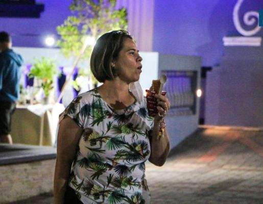 Foto - Tony Viola & Fábio Reis realizam grande apresentação na praça da Igreja matriz