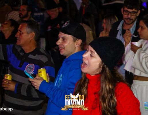 Foto - Show com a banda Livro dos Dias 