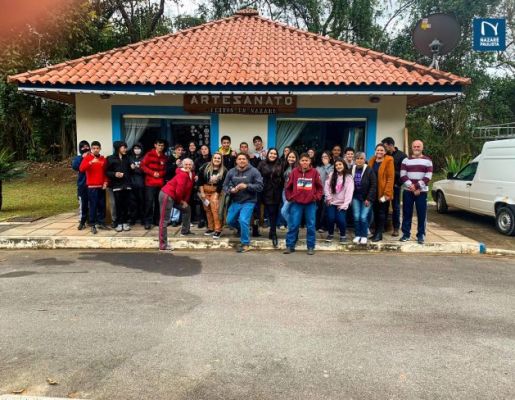 Foto - Turismo: ALUNOS E PROFESSORES DA ESCOLA ESTADUAL FÁBIO HACL PÍNOLA 