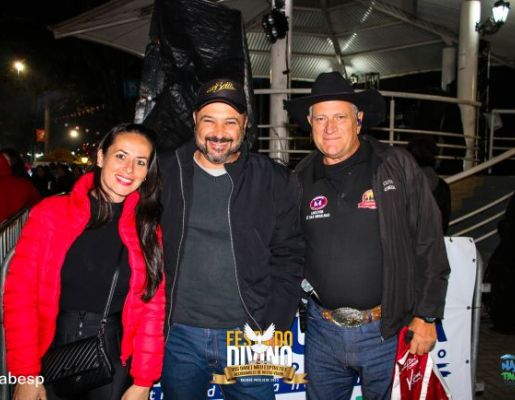 Foto - Show com a dupla Felipe & Thiago - Festa do Divino 2023