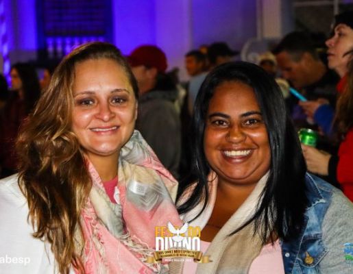 Foto - Show com a banda Livro dos Dias 