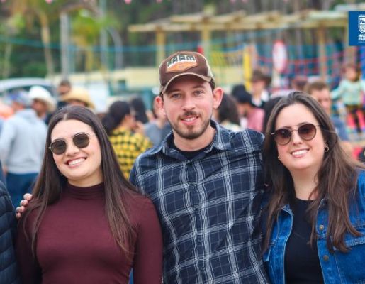 Foto - Chegada da Paçoca emociona Nazaré Paulista com fé, tradição e música no início da Festa do Divino 2025