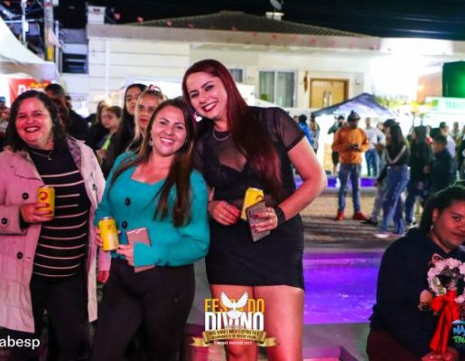 Foto - Show com a banda Livro dos Dias 
