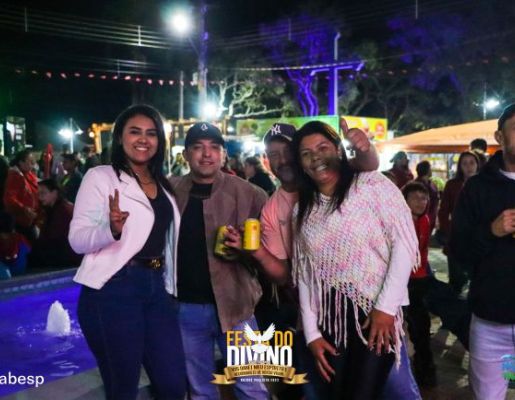 Foto - Show com a banda Livro dos Dias 