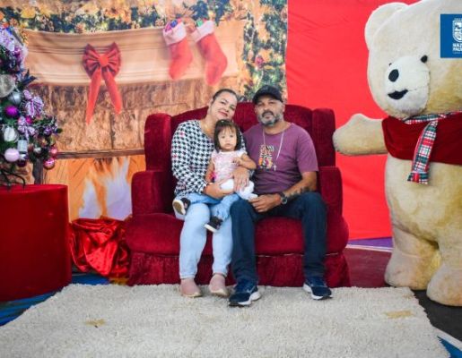 Foto - Inesquecível: chegada do Papai Noel reforça a magia do Natal em Nazaré Paulista