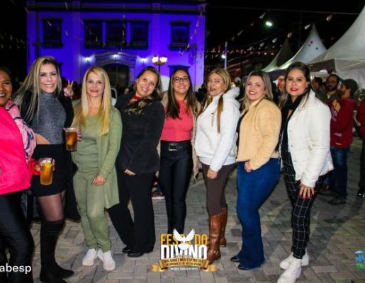 Foto - Show com a banda Livro dos Dias 