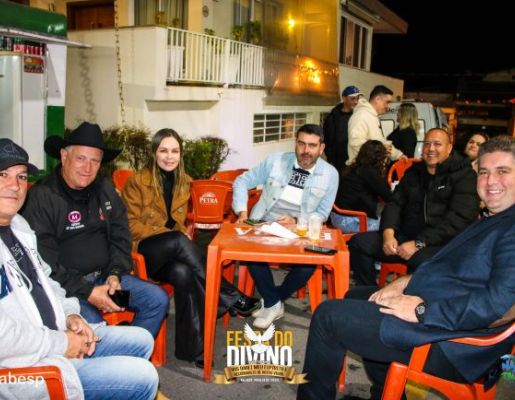 Foto - Show com a banda Livro dos Dias 