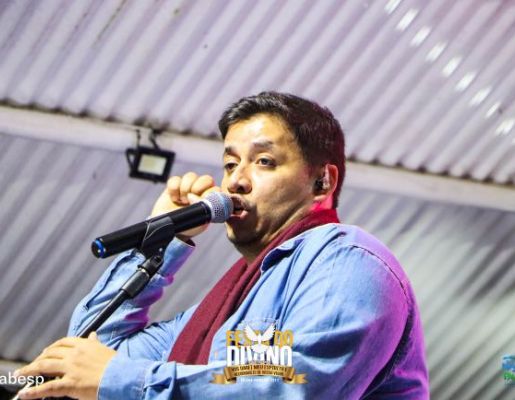 Foto - Show com a banda Livro dos Dias 