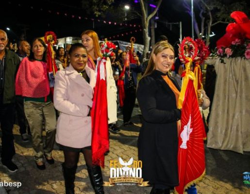 Foto - Show com a dupla Felipe & Thiago - Festa do Divino 2023
