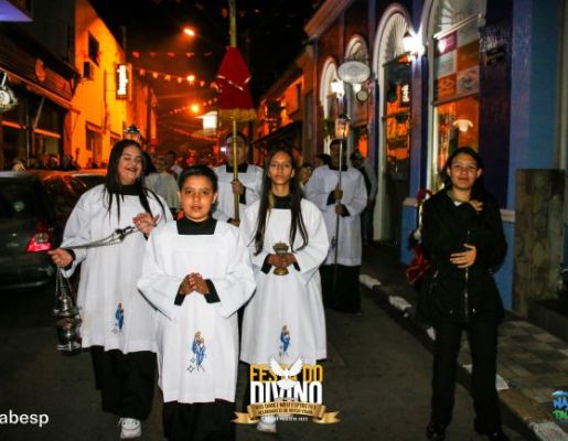 Foto - Prefeito e vice recebem a Benção no Paço Municipal - Festa do Divino 2023