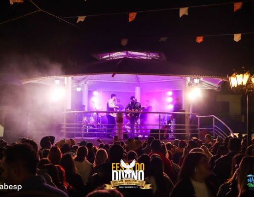 Foto - Show com a dupla Felipe & Thiago - Festa do Divino 2023