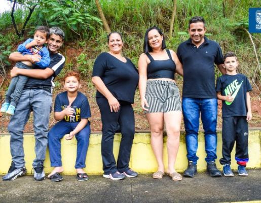 Foto - Inesquecível: chegada do Papai Noel reforça a magia do Natal em Nazaré Paulista