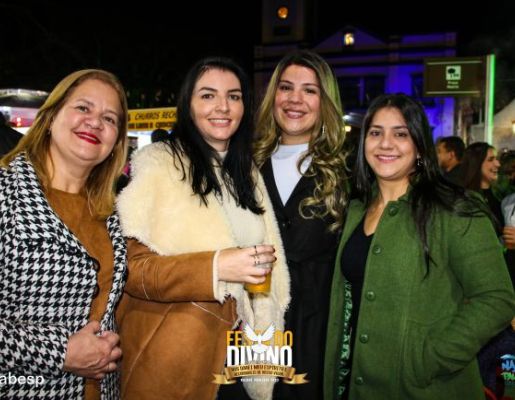 Foto - Show com a dupla Felipe & Thiago - Festa do Divino 2023