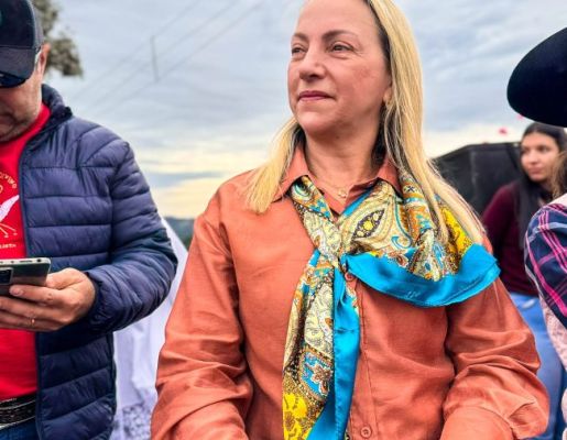 Foto - Chegada da Paçoca emociona Nazaré Paulista com fé, tradição e música no início da Festa do Divino 2025