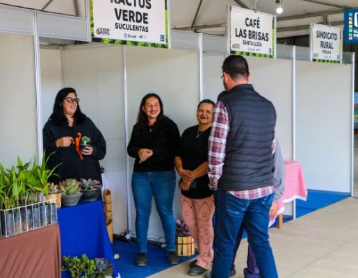 Foto - VEJA COMO FOI O 1º DIA DA EXPO RURAL 2023 DE NAZARÉ PAULISTA