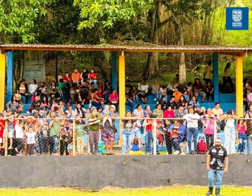 Foto - Inesquecível: chegada do Papai Noel reforça a magia do Natal em Nazaré Paulista