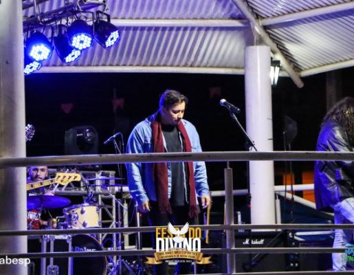 Foto - Show com a banda Livro dos Dias 