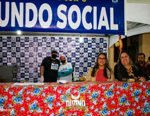 Foto - Show com a banda Livro dos Dias 