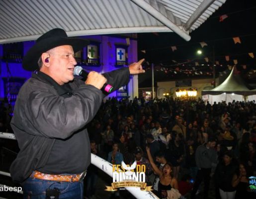 Foto - Show com a dupla Felipe & Thiago - Festa do Divino 2023