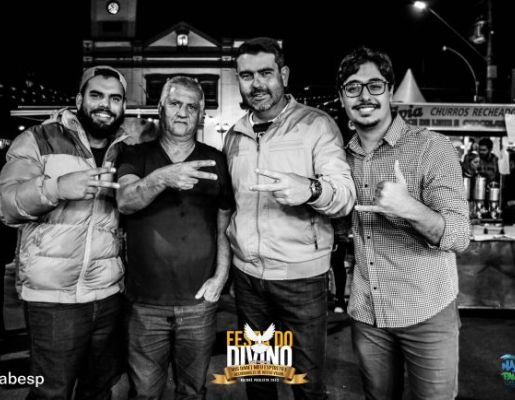 Foto - Show com a banda Livro dos Dias 