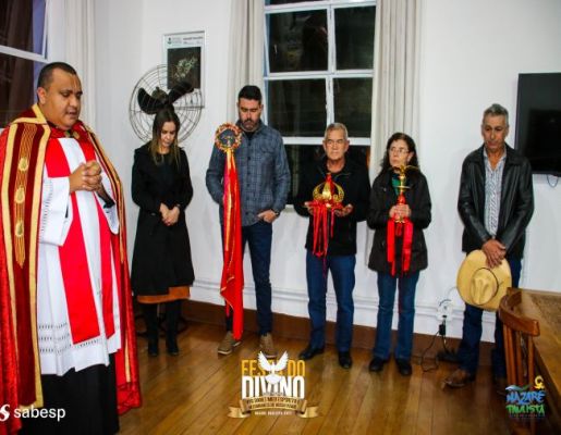Prefeito e vice recebem a Benção no Paço Municipal - Festa do Divino 2023