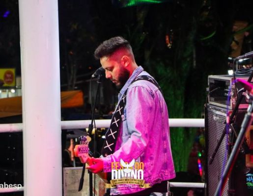 Foto - Show com a banda Livro dos Dias 