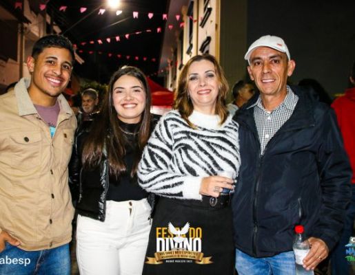 Foto - Prefeito e vice recebem a Benção no Paço Municipal - Festa do Divino 2023